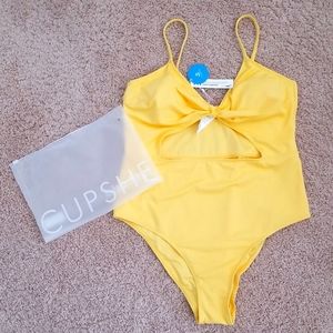 BRAND NEW Cupshe Peek-a-Boo Swimsuit